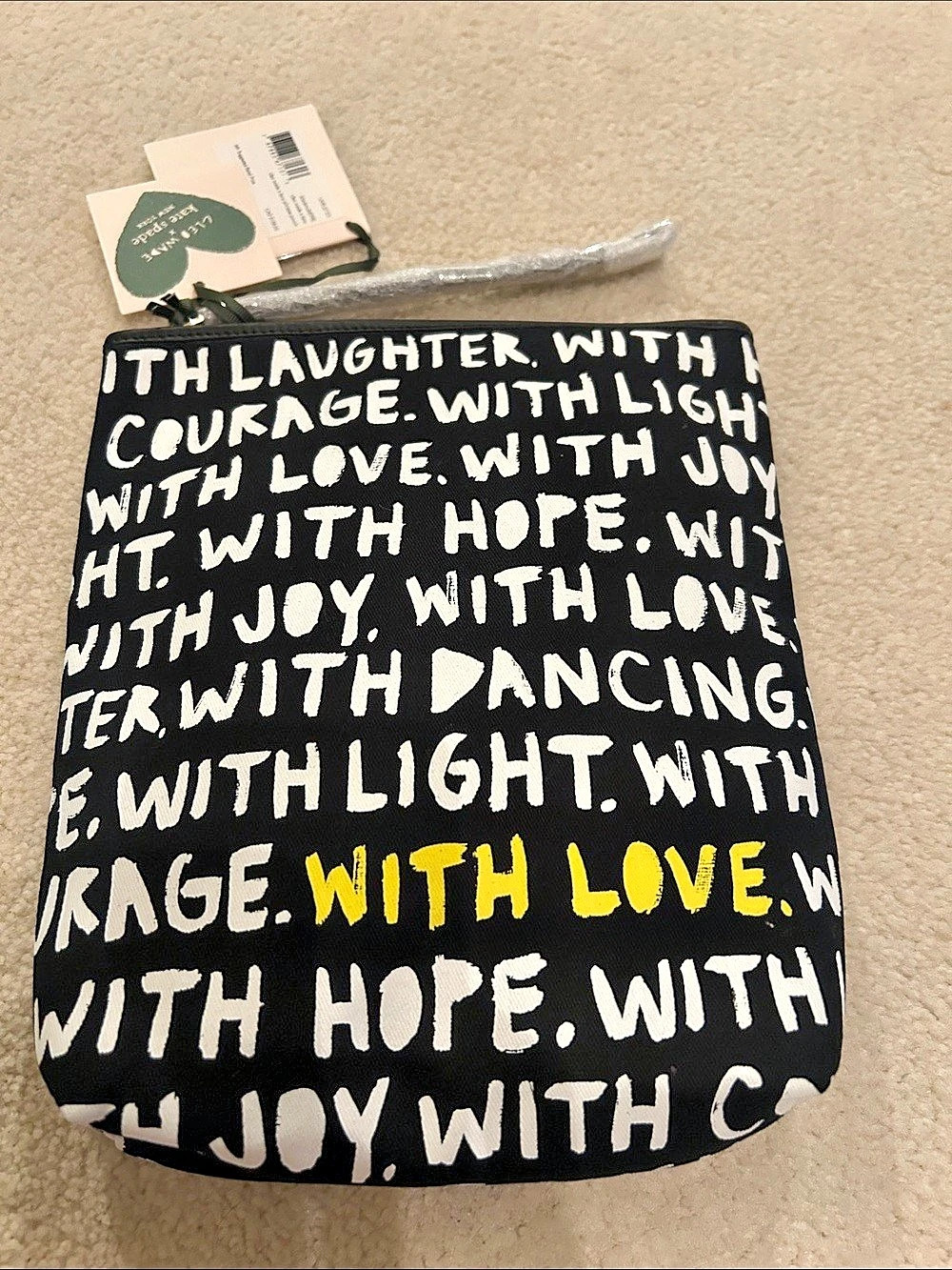Kate Spade Cleo Wade Black & White Wristlet  NWT